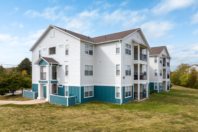 Campus Lodge in Columbia, MO - Foto de edificio - Building Photo