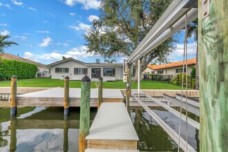 2080 Michigan Ave NE in St. Petersburg, FL - Building Photo - Building Photo