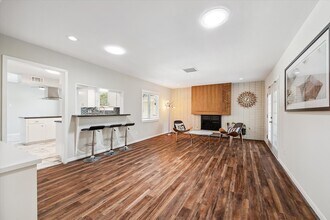 7822 Braesview Ln in Houston, TX - Building Photo - Building Photo