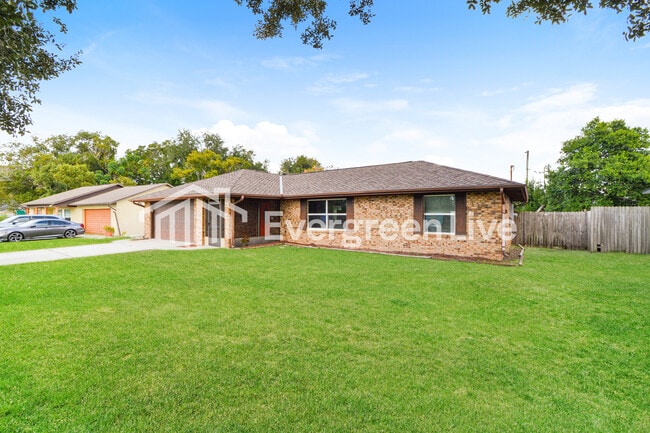 936 Abigail Drive in Deltona, FL - Building Photo - Building Photo