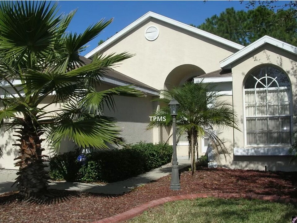 12556 Castlemain Trail in Orlando, FL - Foto de edificio