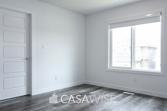 6508g-65175 175 Ave NW in Edmonton, AB - Building Photo - Building Photo