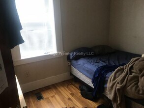 107 Brookline St in Cambridge, MA - Building Photo - Building Photo