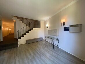 10634 Holman Ave, Unit 3 in Los Angeles, CA - Foto de edificio - Building Photo