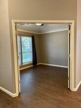 10225 Broomflower Dr in Austin, TX - Building Photo - Building Photo