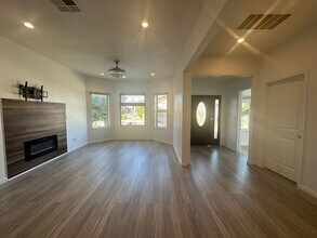 1606 E San Fernando St in San Jose, CA - Building Photo - Building Photo