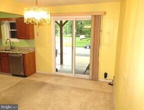 227 E Green Valley Cir in Newark, DE - Building Photo - Building Photo