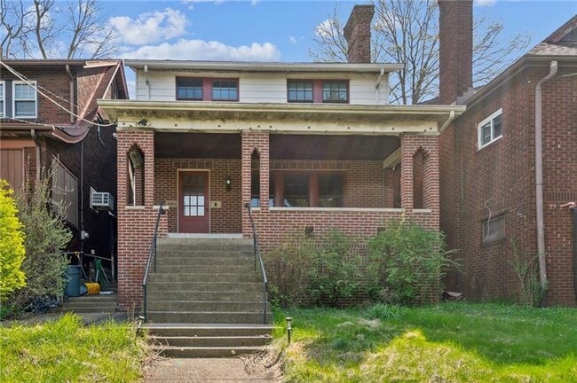 property at 3482 Beechwood Blvd
