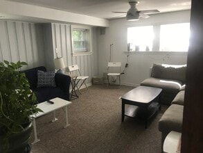 4425 N Kenton Ave, Unit Kenton Basement in Chicago, IL - Foto de edificio - Building Photo