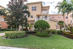 538 Avellino Isles Cir