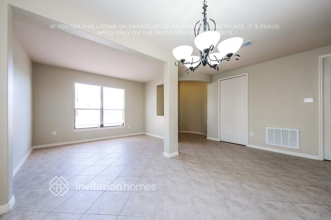 3046 Boating Boulevard in Kissimmee, FL - Foto de edificio - Building Photo