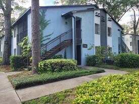 196 Riverbend Dr in Altamonte Springs, FL - Building Photo