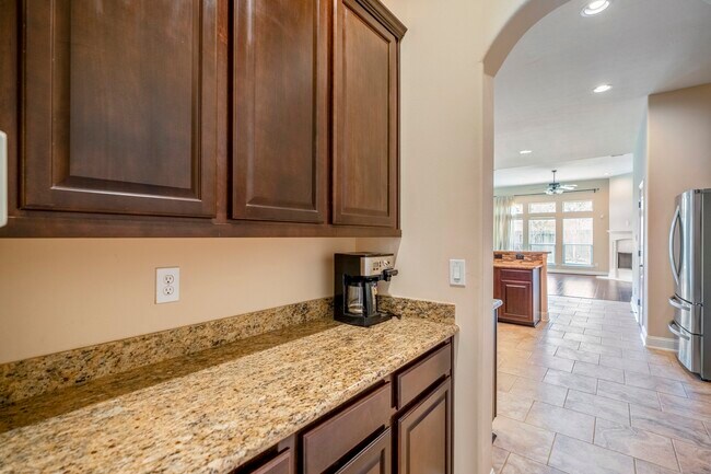 13003 Northwood Glen Ln in Tomball, TX - Building Photo - Building Photo