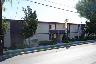 7528 Canby Ave in Reseda, CA - Building Photo - Building Photo