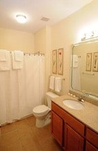 Ocean Springs Station in Ocean Springs, MS - Foto de edificio - Interior Photo