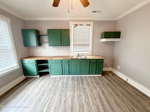 1825 E Oak St in New Albany, IN - Foto de edificio - Building Photo