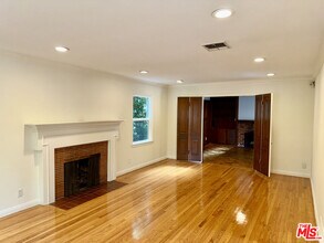 661 Warner Ave in Los Angeles, CA - Building Photo - Building Photo