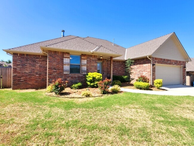 2308 Paraiso Way in Edmond, OK - Building Photo - Building Photo