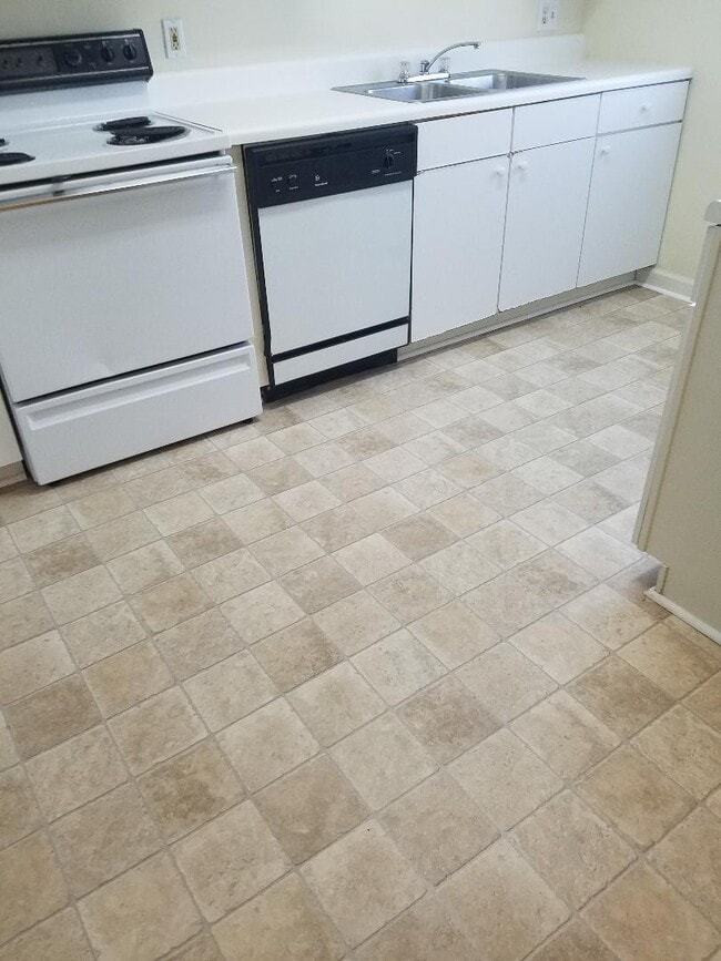 property at 100 Myrtle Greens Dr