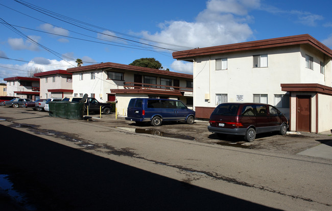 723-737 N F St in Lompoc, CA - Building Photo - Building Photo