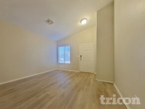 12306 N Palm St, Unit 301 in El Mirage, AZ - Building Photo - Building Photo