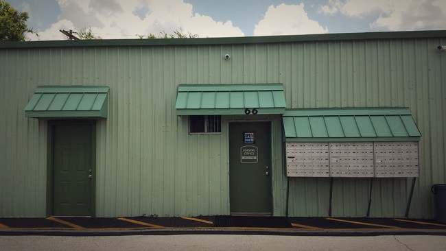 Oakdale Manor Apartments in Houston, TX - Foto de edificio - Building Photo