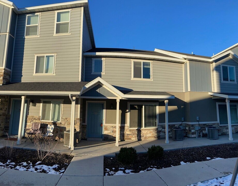 730 E 150 N in Vineyard, UT - Building Photo