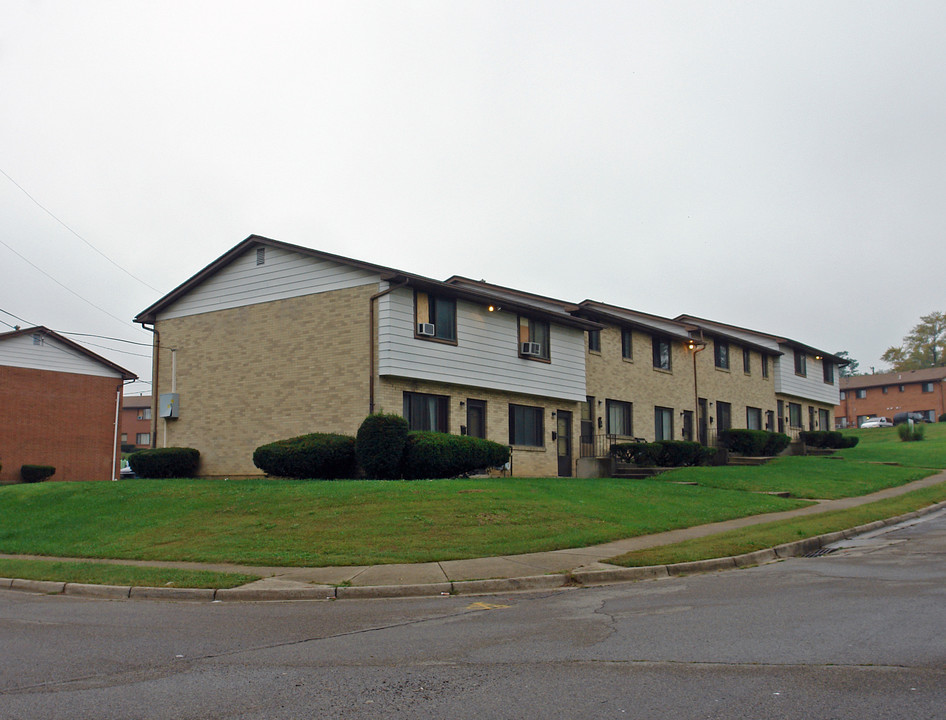 Whitmore Arms in Dayton, OH - Building Photo