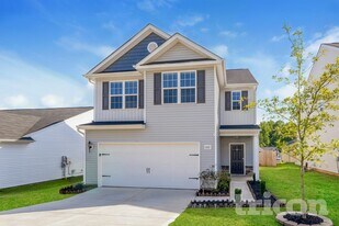 1332 Waylon Ave in Gastonia, NC - Building Photo