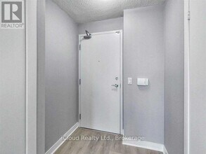 155-1155 Legion Rd N in Toronto, ON - Building Photo - Building Photo