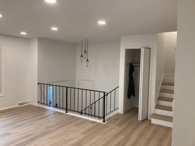 431 N Thompson Rd in Sun Prairie, WI - Building Photo - Building Photo