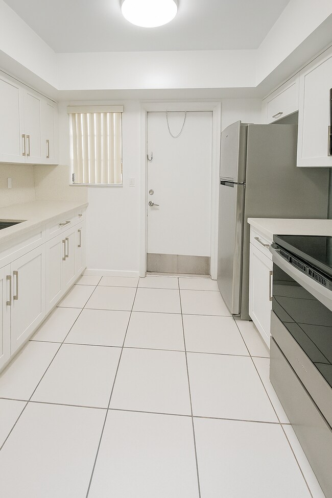 3716-3718-3718 Polk St in Hollywood, FL - Building Photo - Building Photo