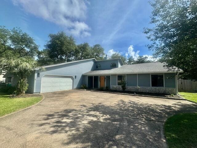 708 Caribbean Way in Niceville, FL - Building Photo - Building Photo