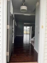 102 Landover Ct in Enola, PA - Building Photo