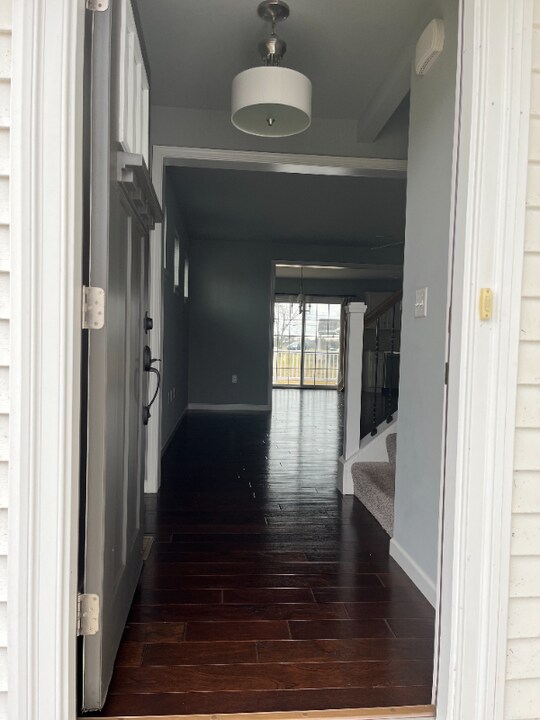 102 Landover Ct in Enola, PA - Building Photo