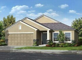 8151 Westfield Cir in Vero Beach, FL - Building Photo