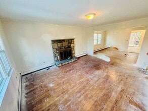 2 Royal St in Yonkers, NY - Building Photo - Building Photo