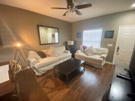 5372 Diplomat Ct in Kissimmee, FL - Building Photo