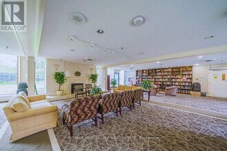 55 Skymark Dr in Toronto, ON - Building Photo - Building Photo