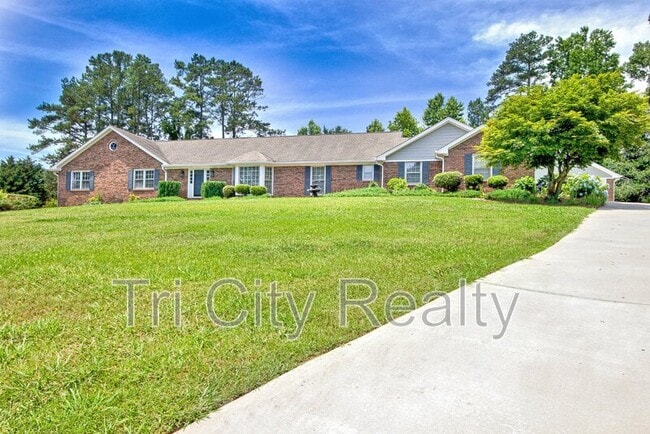 630 Hawthorne Pl in Fayetteville, GA - Building Photo - Building Photo