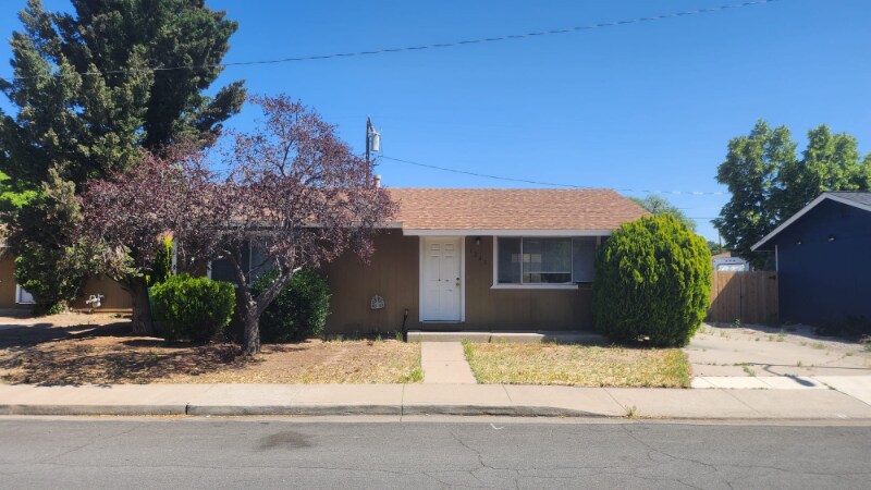 1135 Virbel Ln in Reno, NV - Building Photo