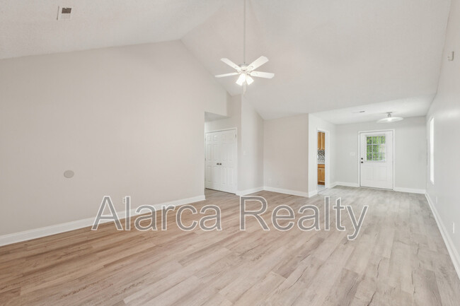 1825 Remount Rd in Charlotte, NC - Building Photo - Building Photo