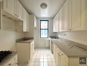 WEST 45 STREET in New York, NY - Foto de edificio - Building Photo