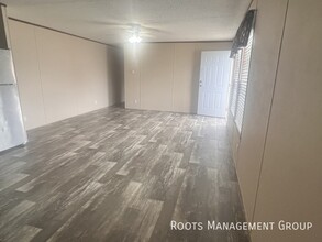 803 Candy Ln in Marion, IL - Building Photo - Building Photo