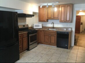 410 Folcroft St, Unit basement in Baltimore, MD - Foto de edificio - Building Photo