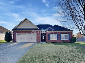 533 Callie Ave in Gallatin, TN - Building Photo