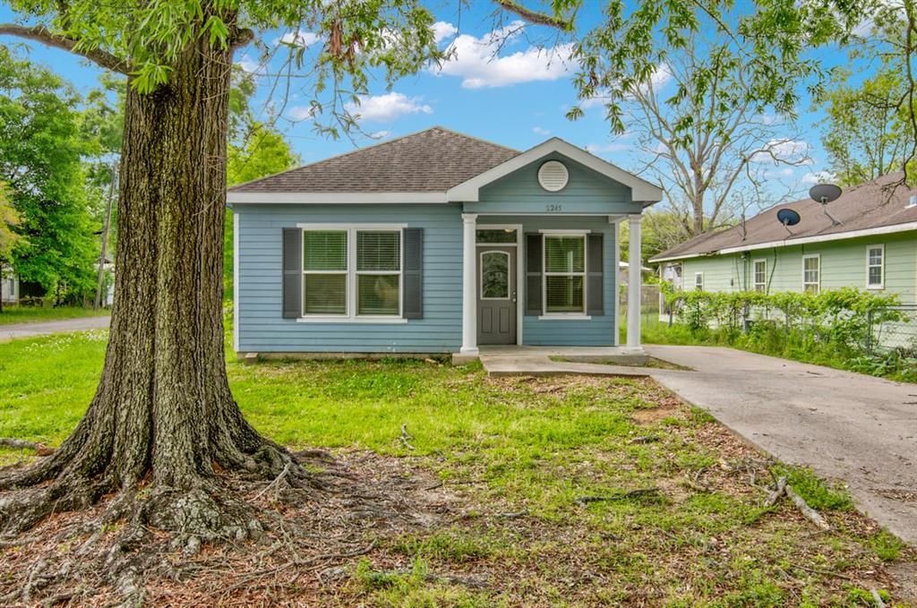 2245 Wilson St in Beaumont, TX - Building Photo