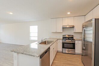 2722 Robles St in San Antonio, TX - Building Photo - Building Photo