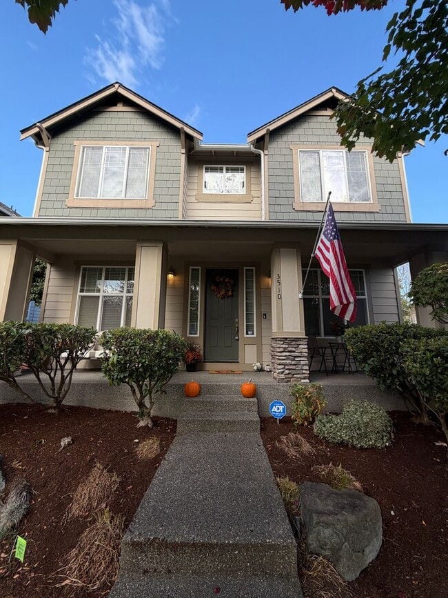 property at 3510 Becket St NE