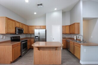 1757 E Chaparral Dr in Casa Grande, AZ - Building Photo - Building Photo